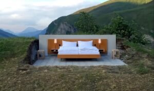 Kamar Hotel