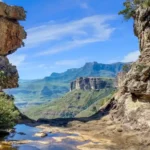 Drakensberg Mountains, Afrika Selatan – Pegunungan indah dengan pemandangan yang luar biasa dan kesempatan hiking