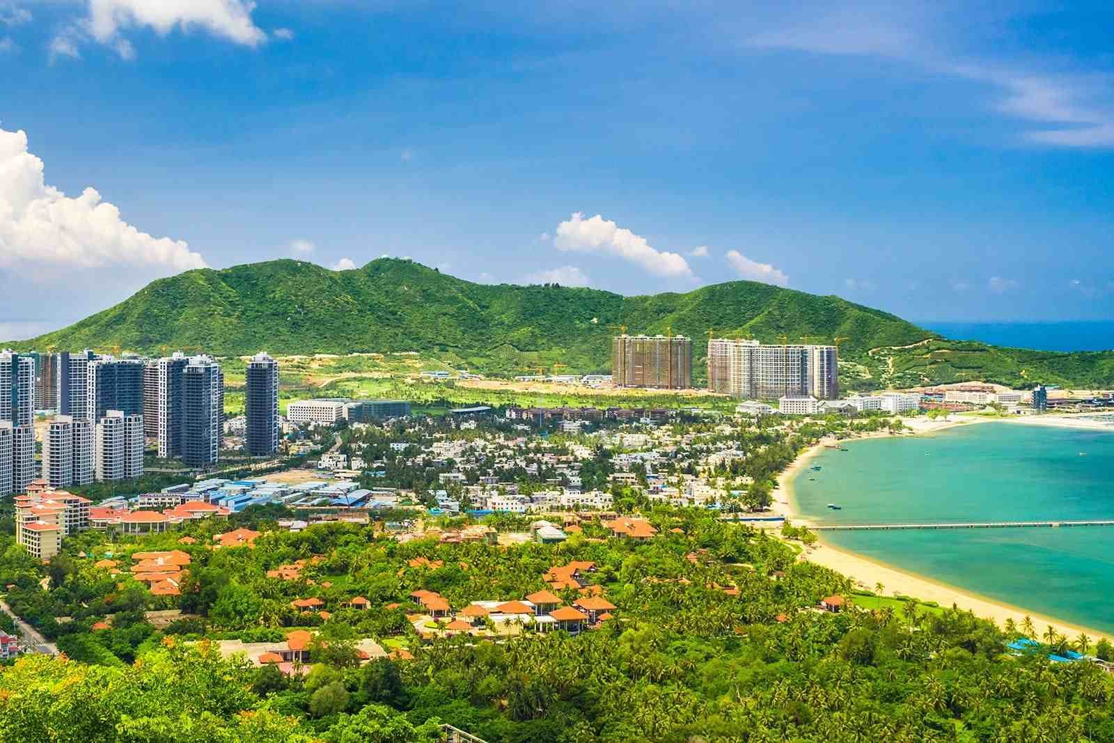 Hainan Island, Tiongkok: Pulau Tropis yang Bikin Kamu Lupa Ini Masih China