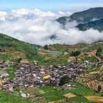 Desa di Atas Awan