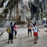 Turis China Alihkan Liburan