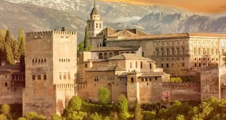 Andalusia, Pesona Wisata Spanyol dari Alhambra hingga Costa del Sol