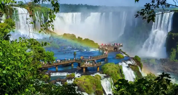 Wisata di Brazil, Negeri Samba yang Punya Pantai, Hutan Amazon, dan Kota Bersejarah