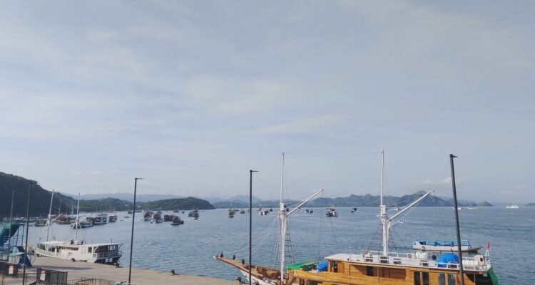 Kapal Wisata